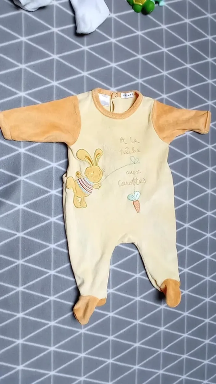 🦁Lot 5 pyjamas hiver, garçon 3 mois - photo numéro 2