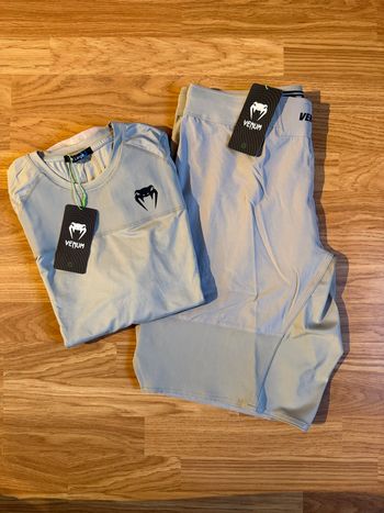 Ensemble venum G-Fit Air Rashguard taille L Neuf