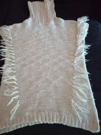 Pull sans manches avec col roulé et tee shirt
