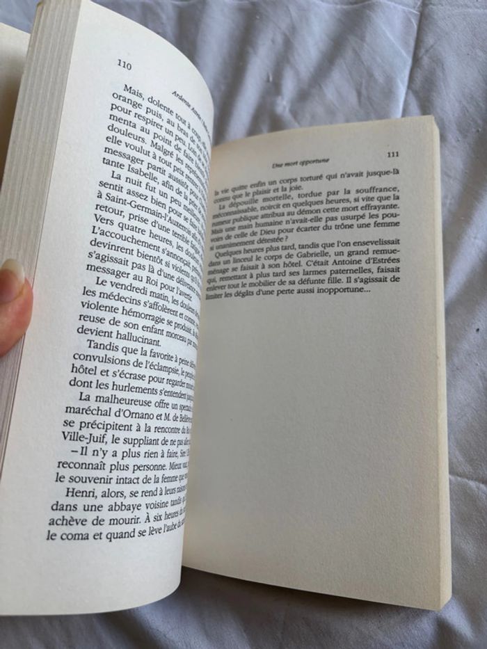Livre Elles ont aimé – Juliette Benzoni – Édition Bartillat – Histoire & amour - photo numéro 11