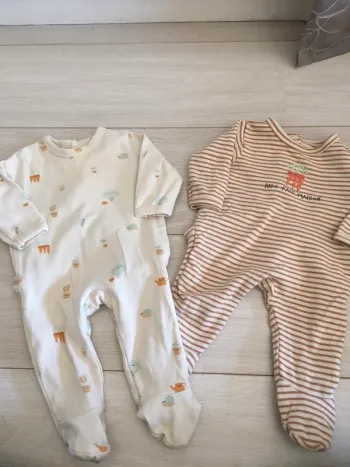 Lot 2 pyjamas coton 3 mois vertbaudet
