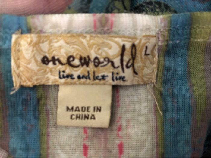 AN72:Blouse imprimée et strass TL (44/46) NEUVE - photo numéro 13