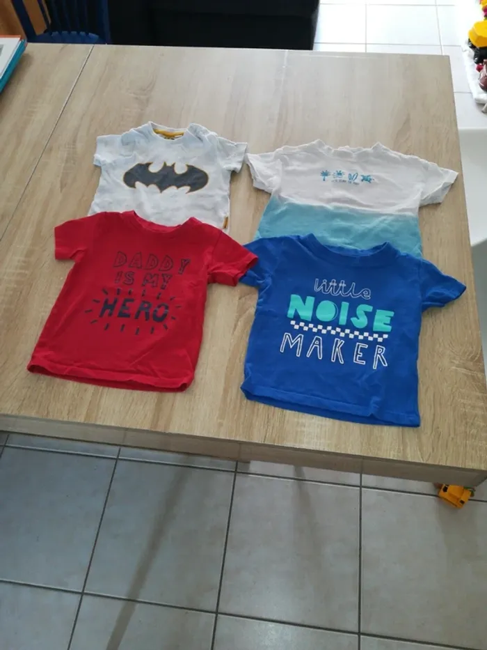 Lot de 3 tee-shirts pour l'été, garçon, en 9mois.