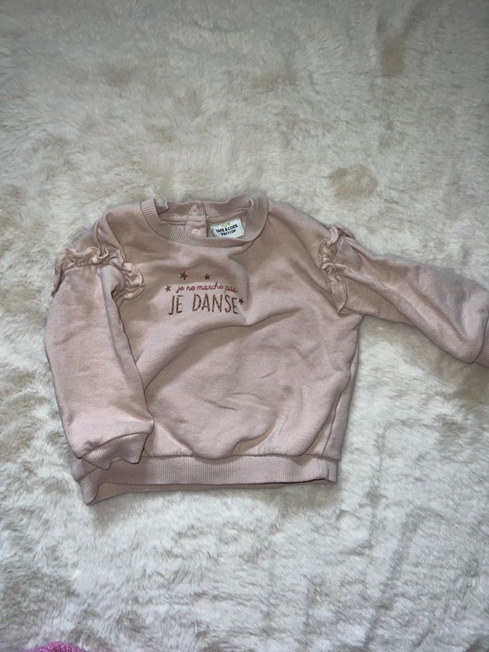 Pull lège 9 mois - photo numéro 3