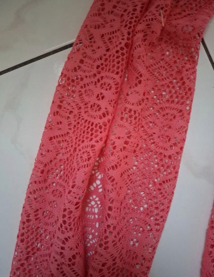 Foulard dentelle rose - photo numéro 2