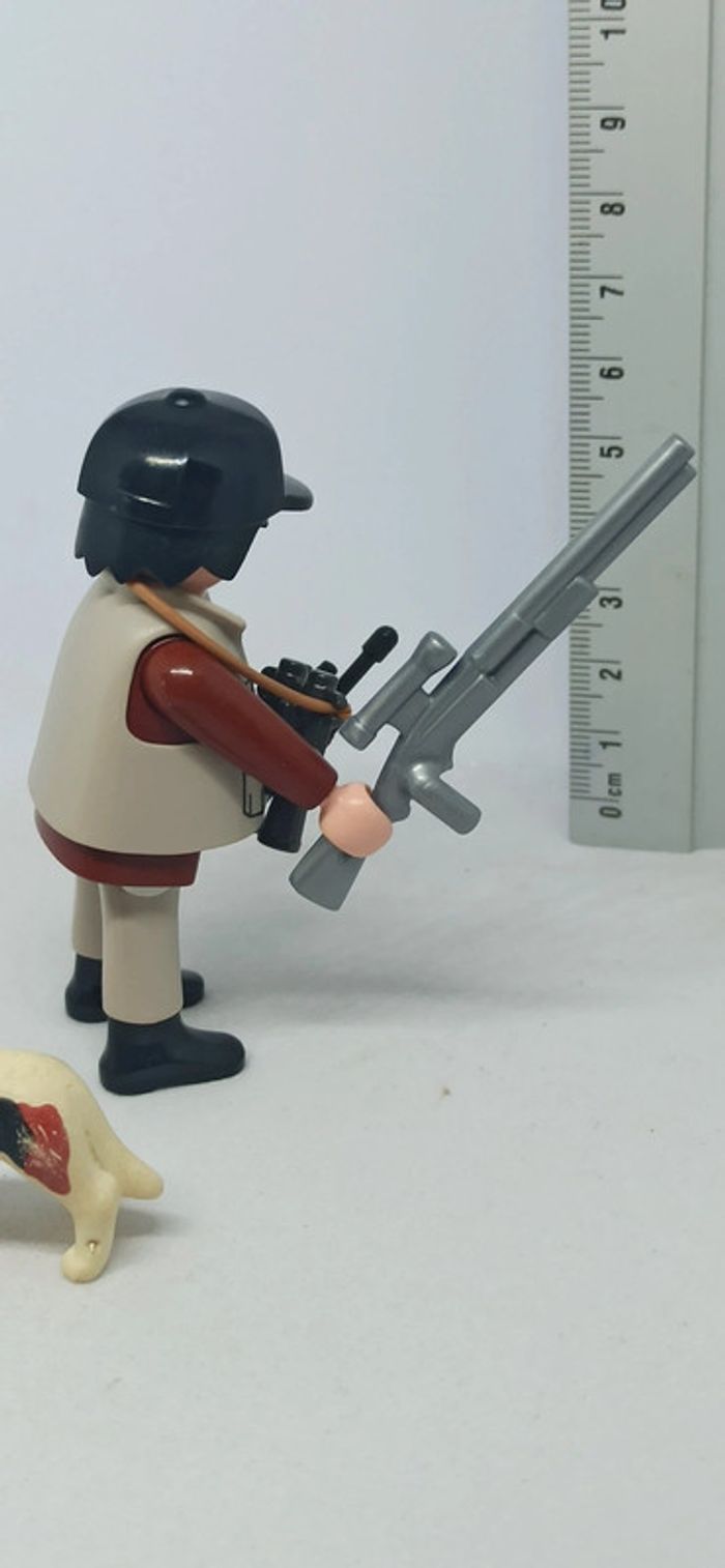 Homme chasseur avec chien de chasse à courre playmobil - photo numéro 4