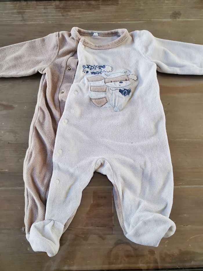 Lot de 4 Pyjamas 1 mois - photo numéro 4