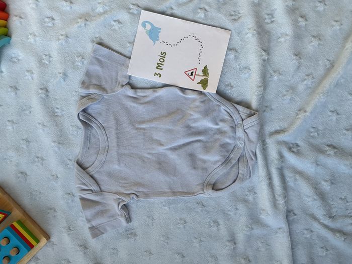 body manches courtes bleu 3 mois - photo numéro 2