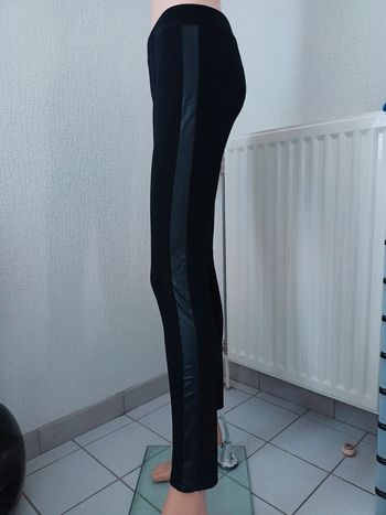 Legging noir avec bandes simili cuir S/M B*50