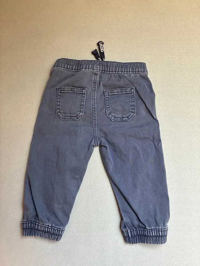 Lot de 4 pantalons 18mois 81cm - photo numéro 12