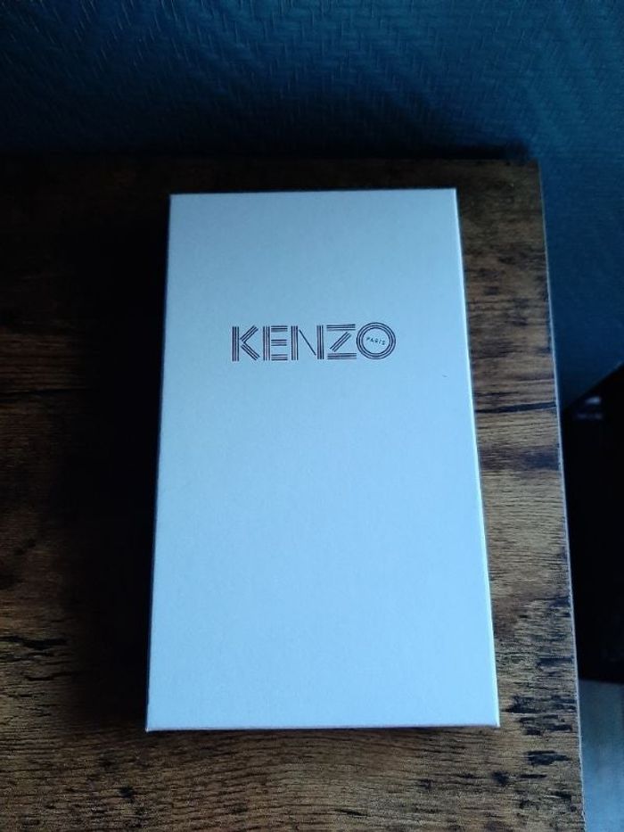 Boîte vide et livret collection - Kenzo