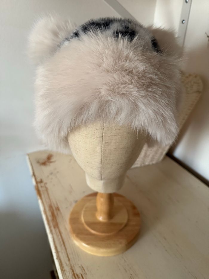 Chapeau imitation fourrure blanc & gris motif léopard – Neuf ❄️🐾
