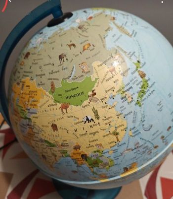 Globe terrestre lumineux 