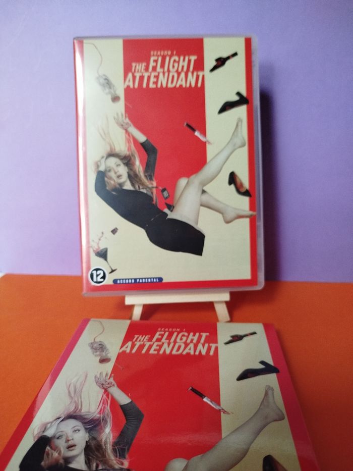The flight attendant - Saison 1 et 2 - DVD - photo numéro 2