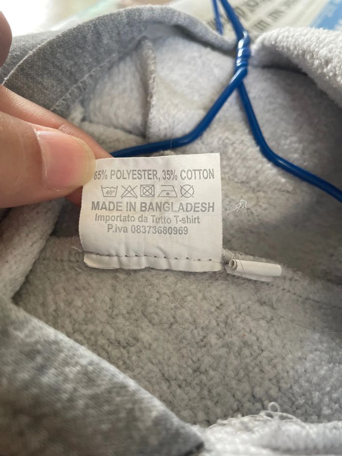 Très beau sweat-shirt Genova taille 5/6 ans - photo numéro 8