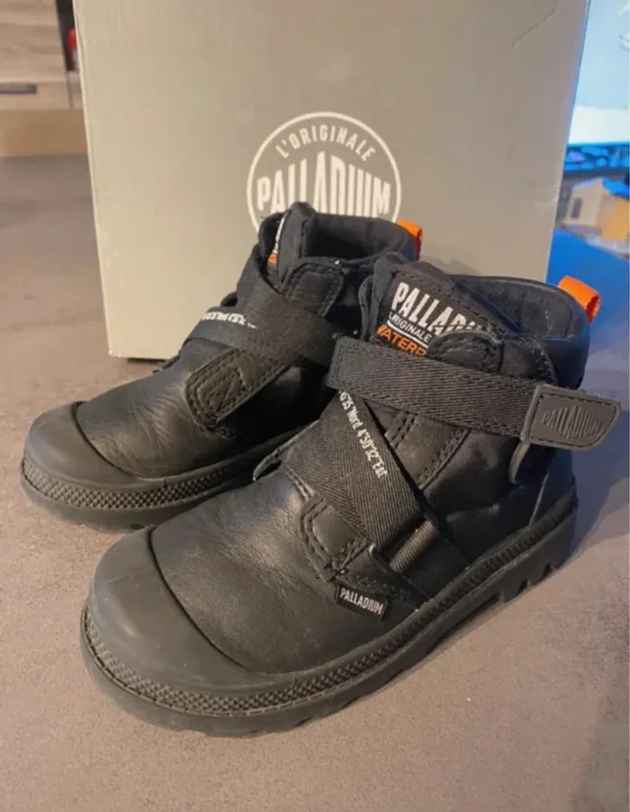 Palladium noire taille 29