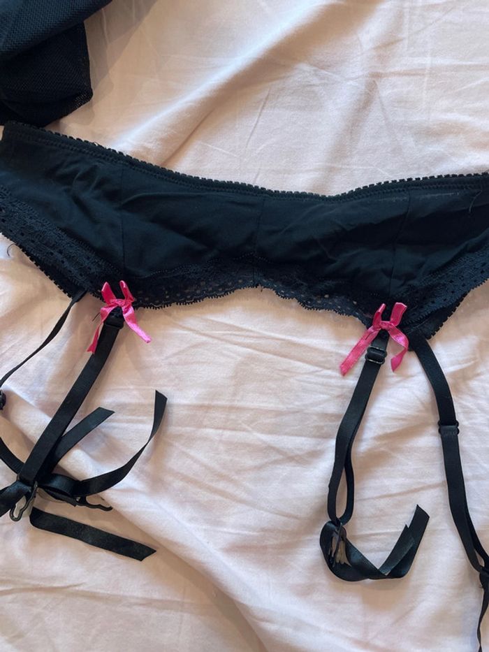 Lot lingerie - photo numéro 3