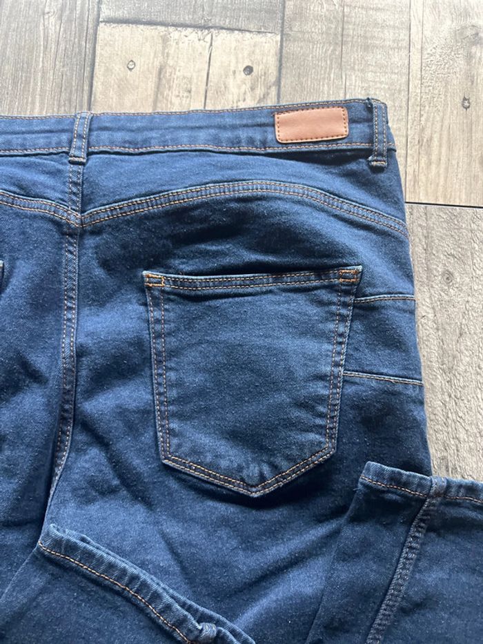 Superbe jeans - photo numéro 11