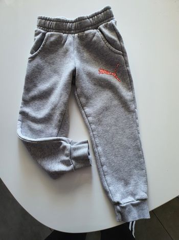 Bas de jogging puma 5/6ans