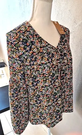 Blouse Monoprix taille 40 neuve