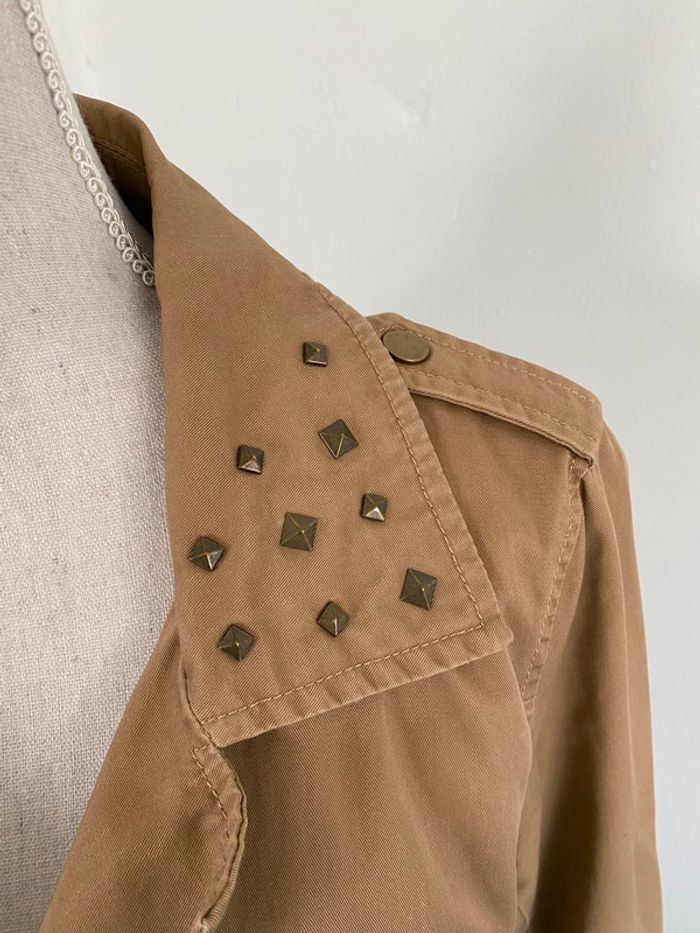 Veste camel cloutée taille 42 - photo numéro 2