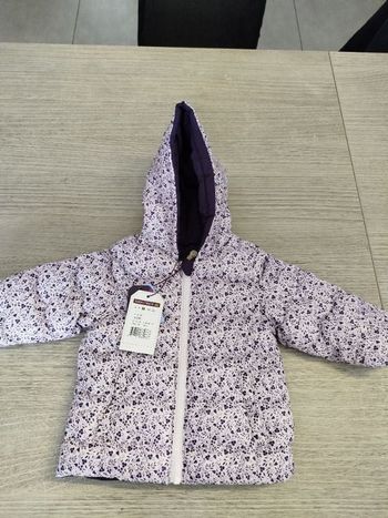 Jolie veste violette réversible  Valeurs neuf 46€