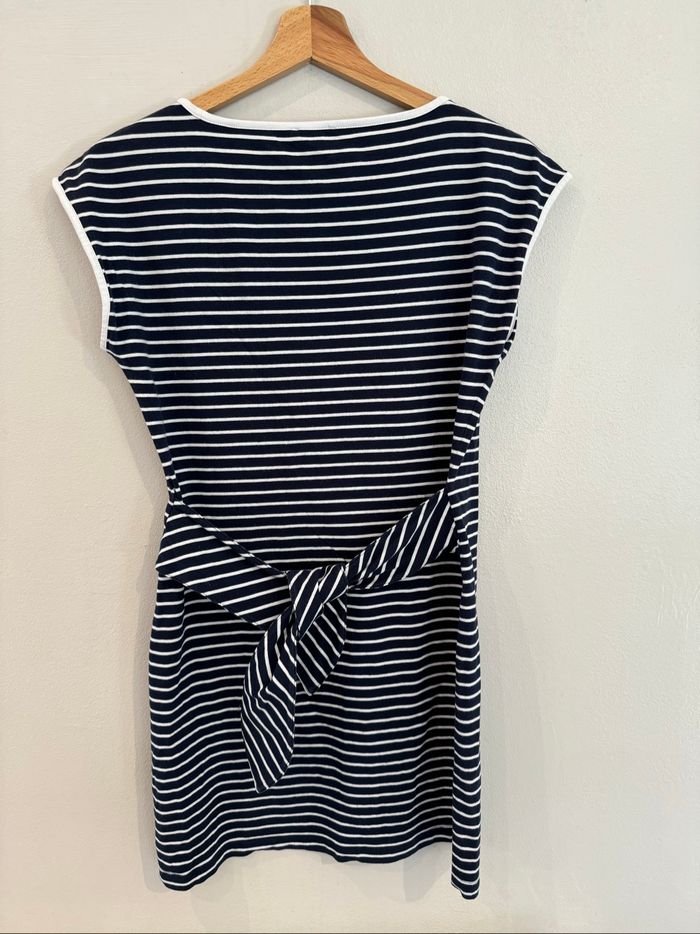 Robe Emporio Armani taille XS - photo numéro 4