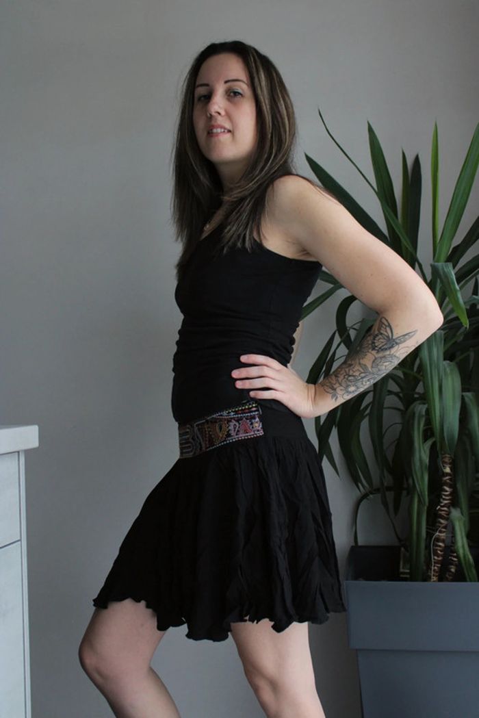 Jupe neuve + débardeur taille 38/M - photo numéro 2