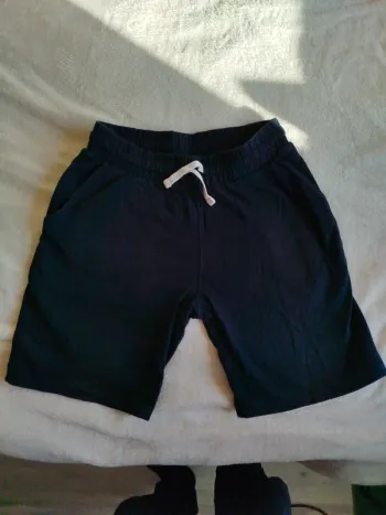 Bermuda Kiabi bleu marine taille M