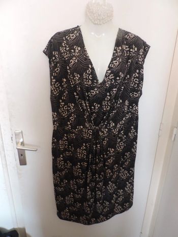 Robe courte d'été taille 52