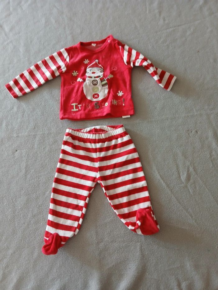 Lot pyjamas 2 pièces 12 mois - photo numéro 3
