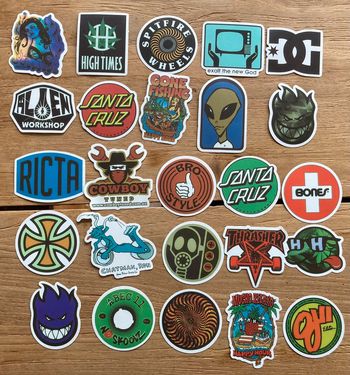 25 stickers marque de skate