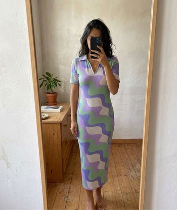 Robe longue à motifs graphique vert et violet ASOS