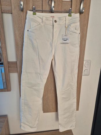 Jean blanc taille 38