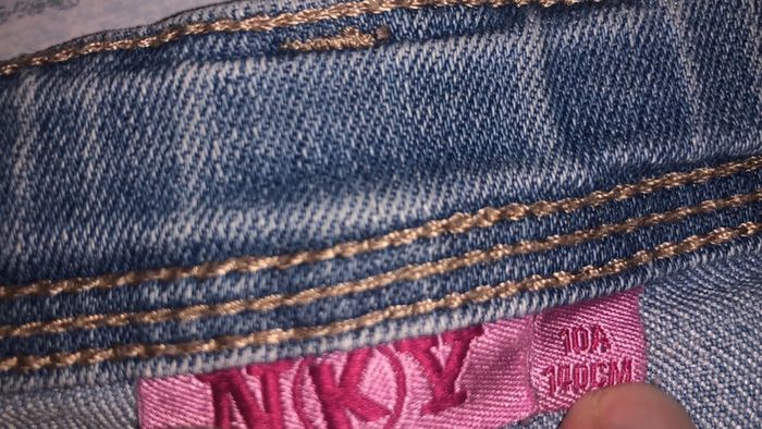 Lot 2 shorts 10 ans (rose orchestra et jeans Kiabi) - photo numéro 7