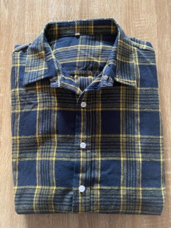 Jolie chemise à carreaux taille XL