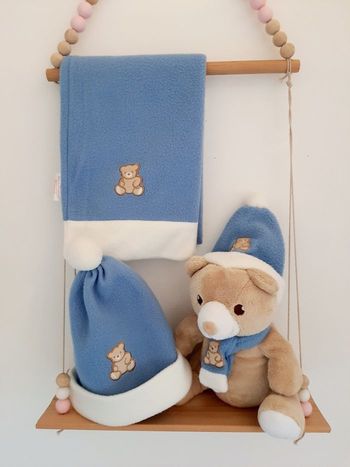 Ensemble bonnet + écharpe + peluche Damart