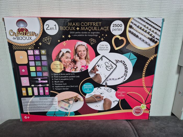 Maxi Coffret Bijoux + Maquillage 2 en 1 - photo numéro 2