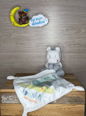 NIC609 doudou zèbre 🦓 nicotoy