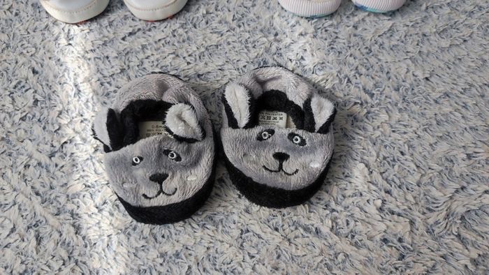 Lot Chaussures 3/6 mois - photo numéro 4