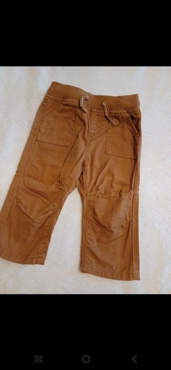 Pantalon bébé taille 6 mois