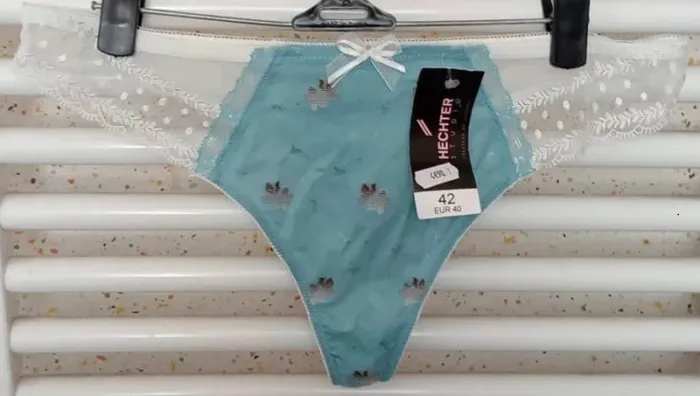 String / Culotte dentelle crème bleu clair motif gris Hechter Studio Taille 42 (FR) - photo numéro 2