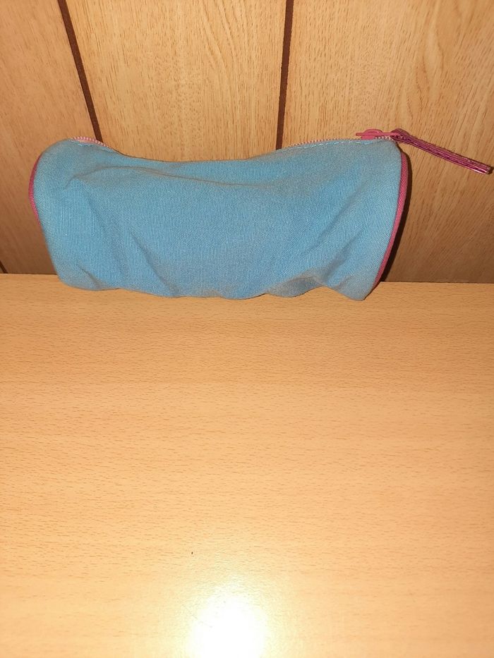 Trousse/Plumier Kickers - photo numéro 2