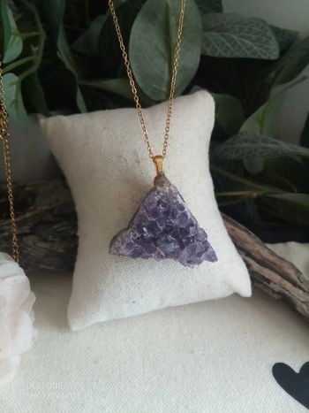 Collier pendentif géode d'améthyste naturelle