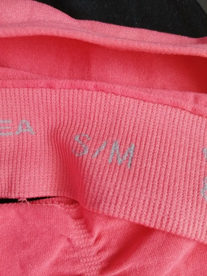 Lot de 2 brassières corail à fines bretelles réglables / sans marque / (S-M) - photo numéro 3