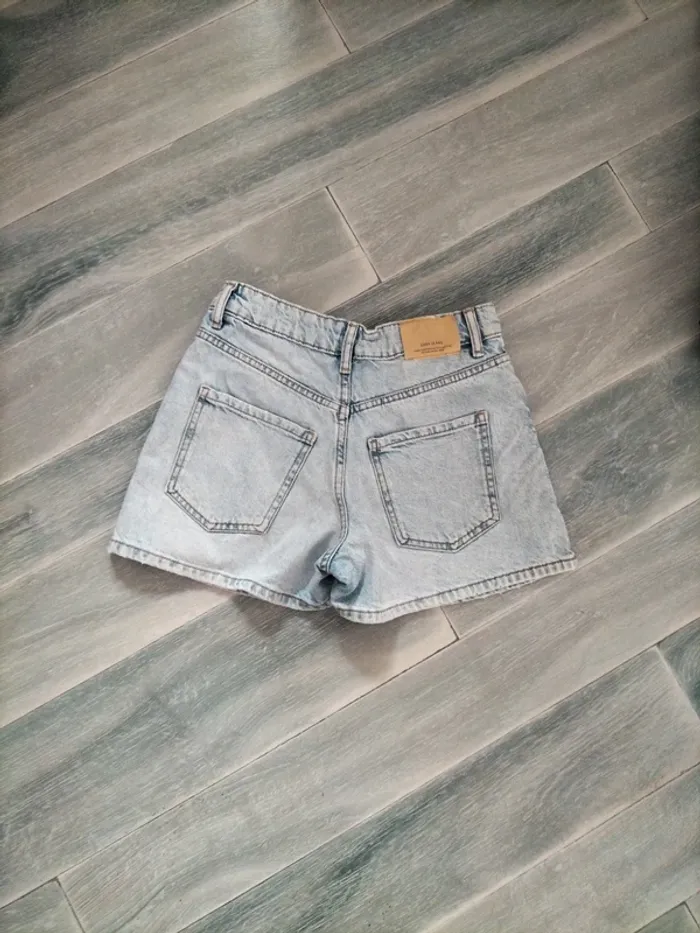 Jupe short en jeans Zara - photo numéro 2