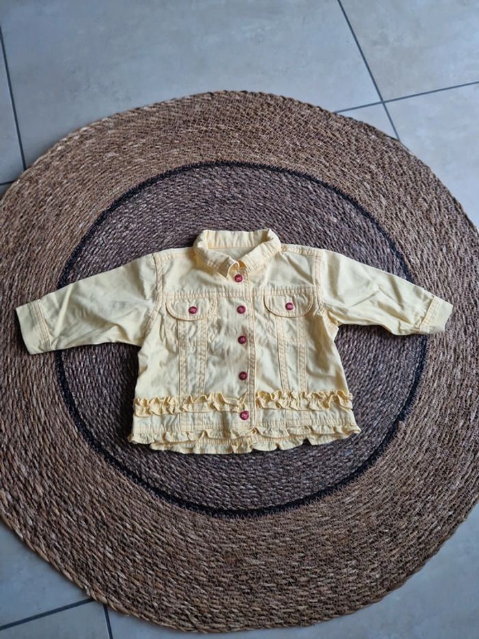 Jolie veste taille 6 mois