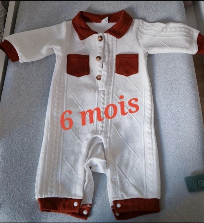 Lot vêtements 6 mois - photo numéro 5
