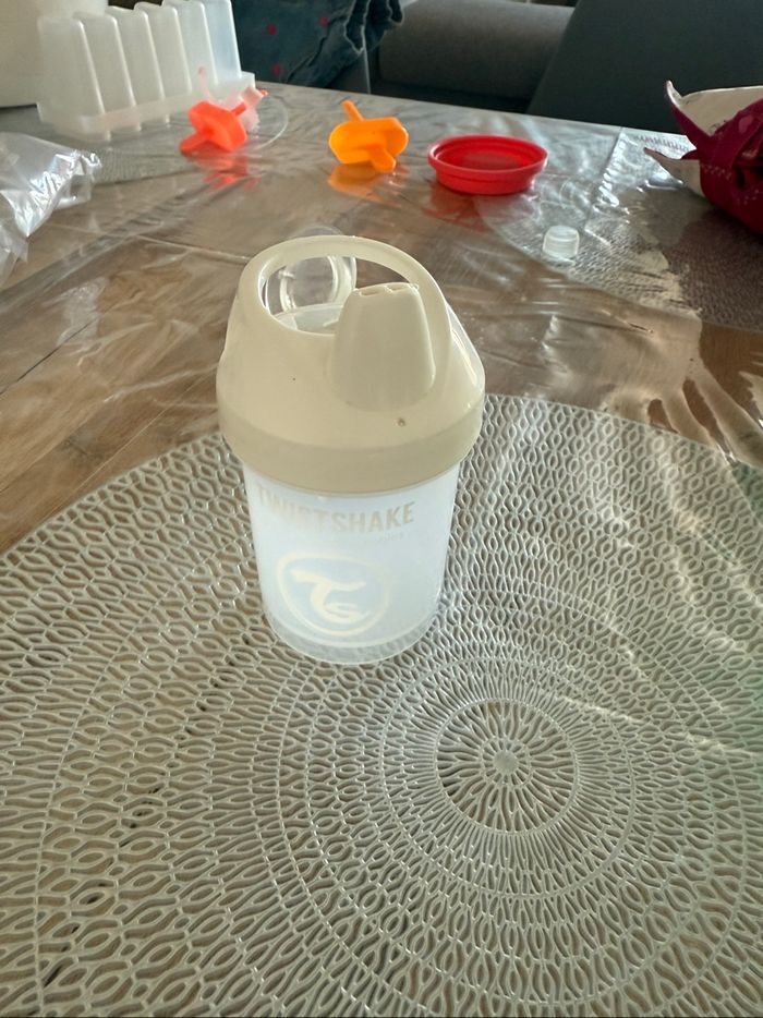 Verre à bec 230ml