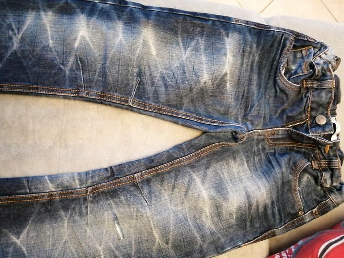 Jean's